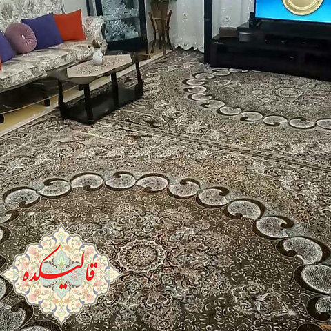 فرش گردویی در منزل مشتری