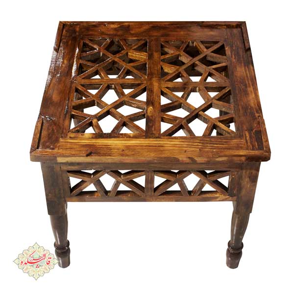 نمای بالای میز عسلی سنتی چوبی
